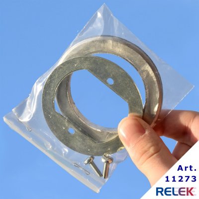 RELEK Förminskningssats för montage av R50 kopplingsbox på R32/40 | billigtvvs.se